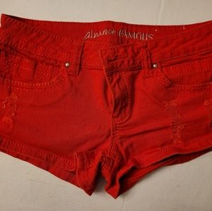 Almost Famous Red short jeans Size 7